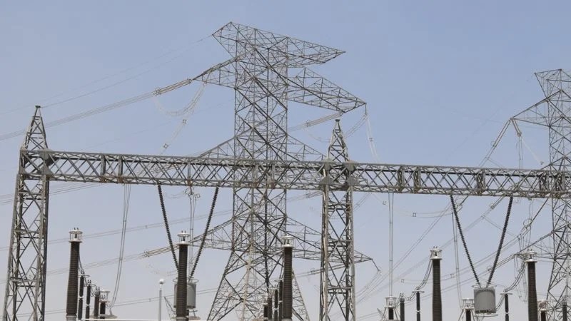 فصل الكهرباء عن 3 مناطق في بيلا بكفر الشيخ