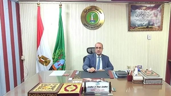 تعليم المنوفية تحذر من استخدام الهواتف خلال الامتحانات