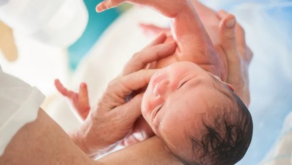 انخفاض النمو السكاني في مصر: جهود وزارة الصحة