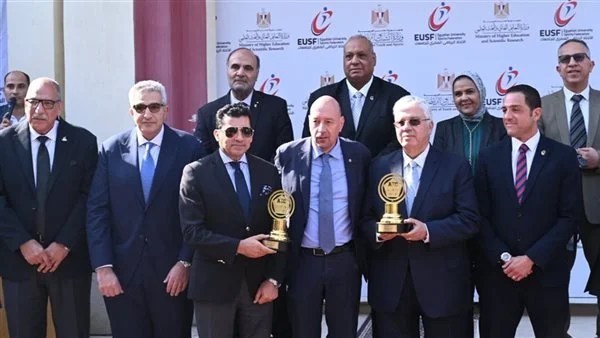 تكريم الطلاب الفائزين في البطولات العالمية بالرياضة