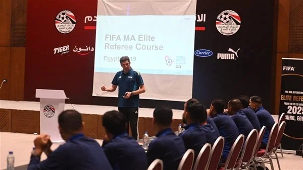 هيثم عثمان حكمًا لمباراة الزمالك وسموحة في كأس عاصمة مصر