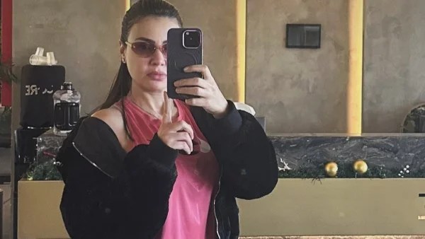 دينا فؤاد تتألق في الجيم وتبرز لياقتها البدنية