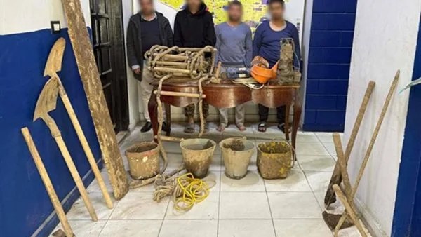 القبض على 4 أشخاص للتنقيب غير المشروع عن الآثار في القاهرة