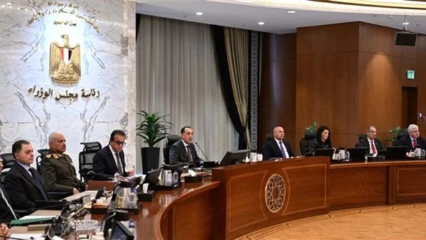 مجلس الوزراء يوضح حقيقة بيع مصانع الغزل والنسيج