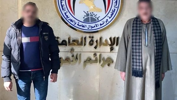 القبض على شخصين انتحلا صفة موظفين للنصب على المواطنين
