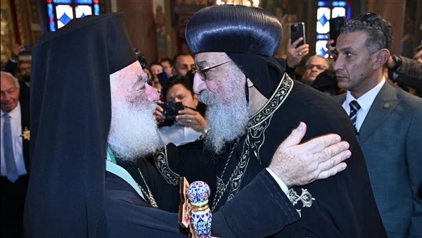 البابا تواضروس الثاني يهنئ الكاثوليك والأرثوذكس بعيد الميلاد