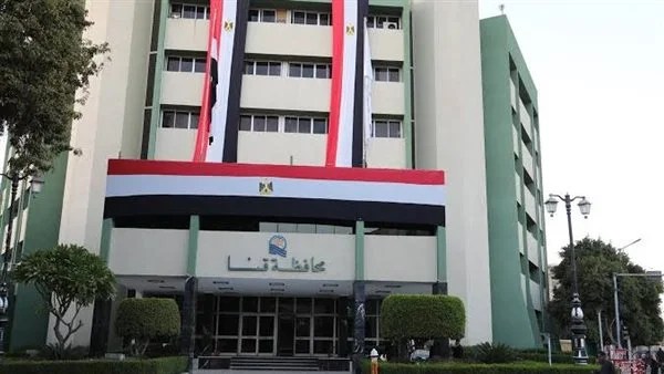 استبعاد 4 موظفين في قنا بسبب إخفاء مستندات