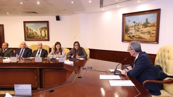 مائدة مستديرة حول التحول الرقمي في مصر