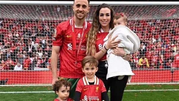 ليفربول وولفرهامبتون يحييان ذكرى دييجو جوتا في أنفيلد