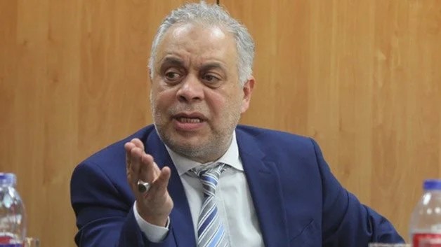 أشرف زكي يتحرك قانونيًا لحماية الفنانين