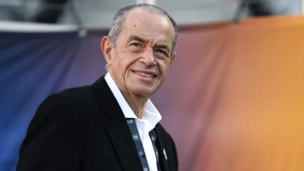 مغادرة محمد منصور لبريطانيا والارتفاع الضريبي للأثرياء