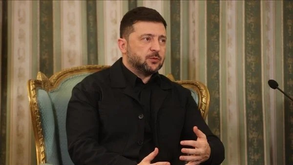 زيلينسكي يتحدث عن مكالمة إيجابية حول خطة السلام الأوكرانية
