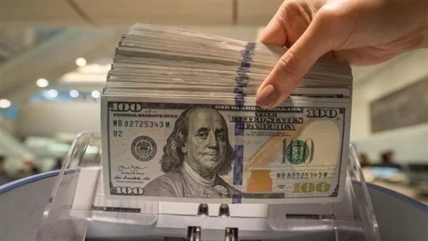 استقرار سعر الدولار بعد خفض الفائدة