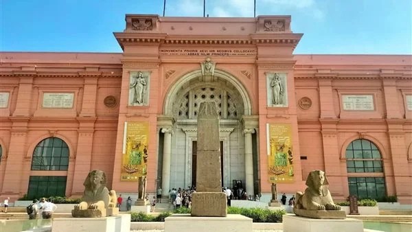 إرشادات زيارة المتحف المصري لحماية الزوار والآثار