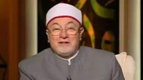 تحذير خالد الجندي من إنكار عذاب القبر وفريضة الحجاب