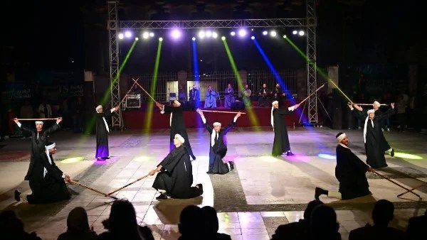 فرقة أسيوط للفنون الشعبية تتألق في مهرجان التحطيب