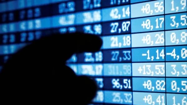 آثار خفض أسعار الفائدة على الاقتصاد المصري