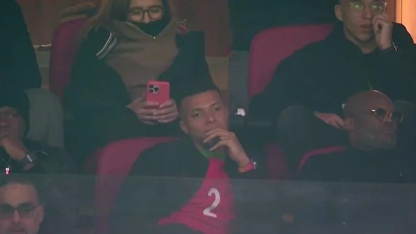 مبابي يدعم حكيمي في مباراة المغرب ومالي بكأس الأمم الإفريقية