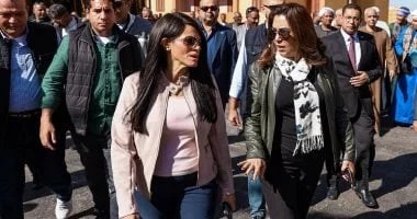 تسليم 100 وحدة سكنية في الطود بالأقصر