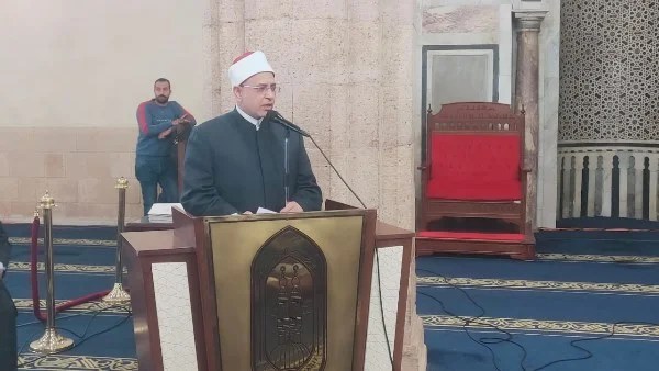 الأزهر يشجع على حفظ القرآن الكريم ويدعم المتفوقين