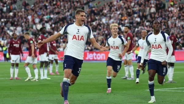 توتنهام يخسر أمام ليفربول في مباراة مثيرة بالدوري الإنجليزي