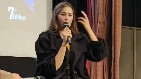 عائشة بن أحمد: رحلة الصدفة نحو عالم التمثيل