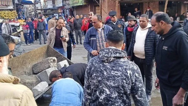 رفع الإشغالات في سوق الحسبة والسمك بدمياط