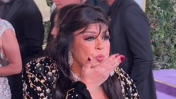 فيفي عبده تكرم صدى البلد في حفل Joy Awards