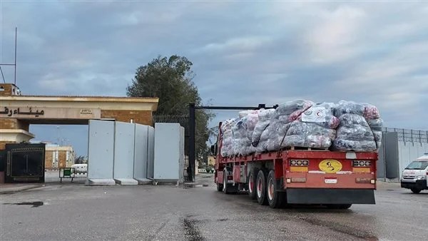 الهلال الأحمر المصري يرسل 117 قافلة مساعدات إلى غزة