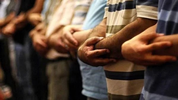 شروط صلاة الجنازة ورفع اليدين في التكبير