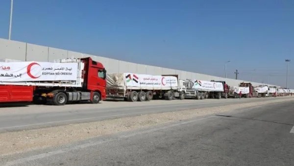 انطلاق قافلة المساعدات الإنسانية الـ 118 إلى غزة