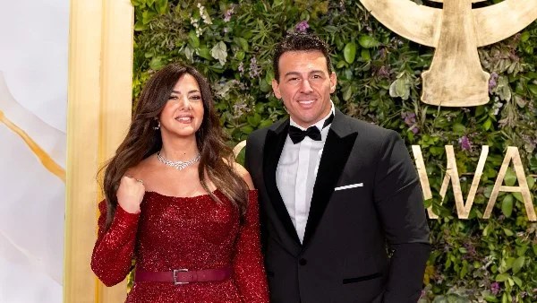دنيا سمير غانم وزوجها في حفل جوائز "joy awards"