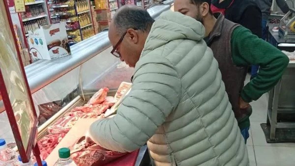 مصادرة 943 عبوة عصائر ومقرمشات في حملة تموينية بالغربية