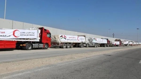 مصر تستأنف قوافل الإغاثة إلى غزة