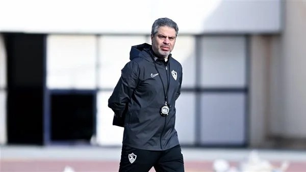 معتمد جمال يحفز لاعبي الزمالك قبل مواجهة المصري