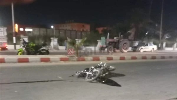 إصابة شخصين في حادث تصادم موتوسيكل بسيارة في قنا