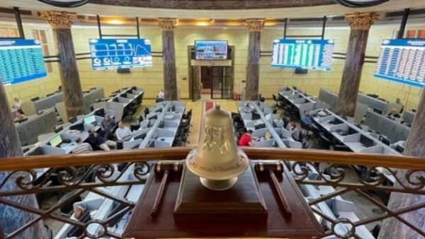 ارتفاع التداولات في البورصة المصرية بـ 22.2% خلال 2025