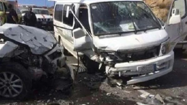 إصابة 8 أشخاص في تصادم سيارات بشبرا بنها الحر