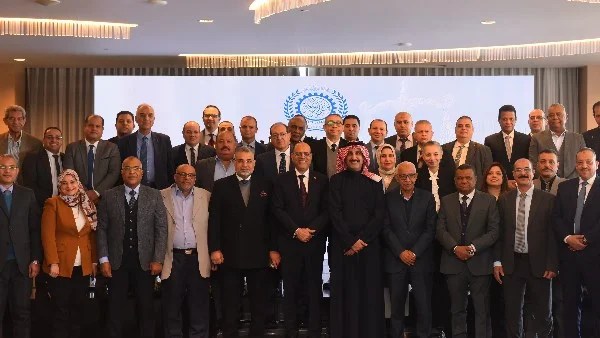 قانون العمل الجديد يعزز حماية العمال وينظم العمل الحديث