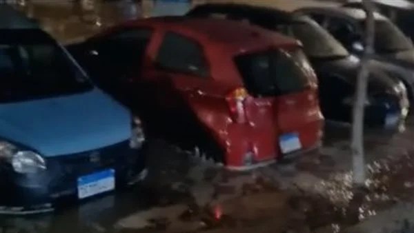 استغاثة سكان سكن مصر بسبب غرق السيارات وتدهور البنية التحتية