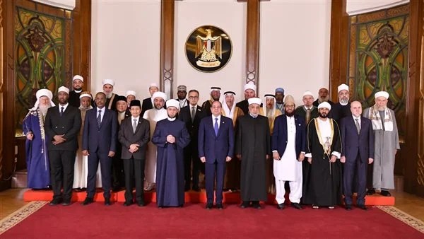 السيسي يستقبل علماء ورؤساء هيئات إسلامية بمصر