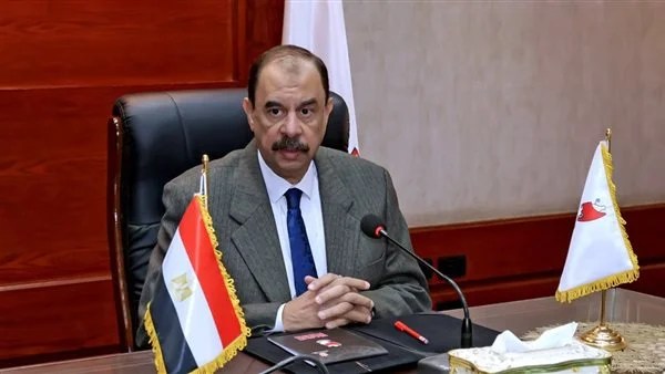 محافظ سوهاج يعقد اجتماع لمناهضة العنف ضد المرأة