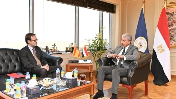 تعزيز التعاون السياحي بين مصر وإسبانيا