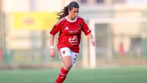 حبيبة عمر تجري جراحة ناجحة للغضروف الخارجي للركبة