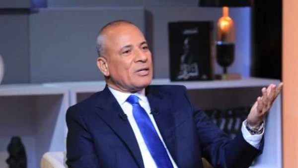 أحمد موسى: حق نشر محاكمة مبارك مع أبو العينين