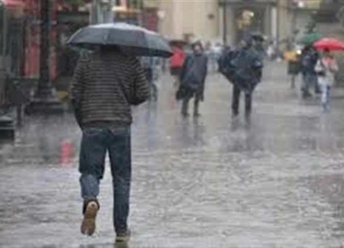 انخفاض ملحوظ في درجات الحرارة والشبورة المائية اليوم