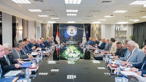 وزارة الإنتاج الحربي تتابع موازنة 2025/2026