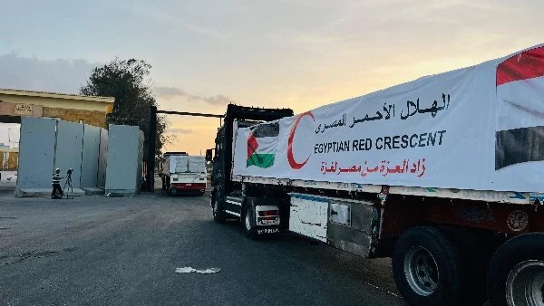 قافلة "زاد العزة" الـ115 تصل غزة بالمساعدات الإنسانية