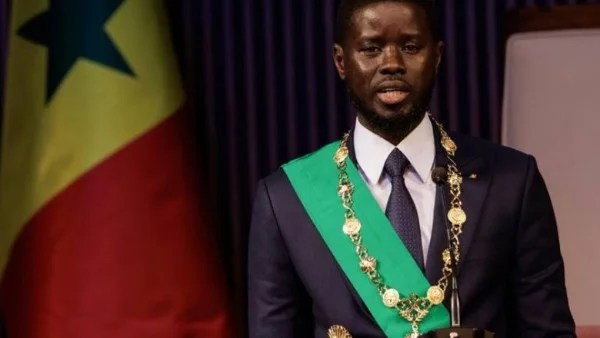 تكريم استثنائي للاعبي منتخب السنغال بعد التتويج الإفريقي