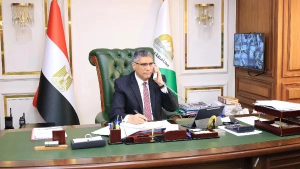 محافظ الجيزة يطمئن طلاب الشهادة الإعدادية بمستشفى 57357